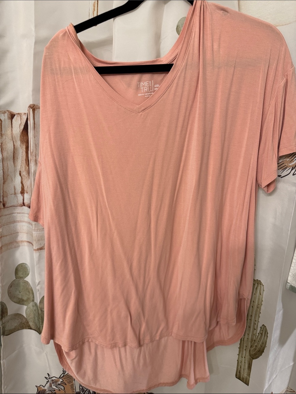 Time and Tru Dusty Rose V-Neck Short Sleeve Top